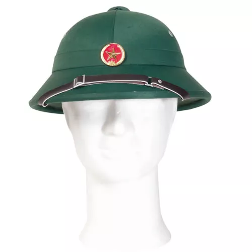 MIL-TEC helma VIETCONG TROPIC s odznakem ZELENÁ