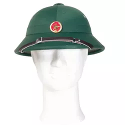 MIL-TEC helma VIETCONG TROPIC s odznakem ZELENÁ