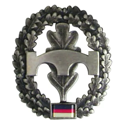 Bundeswehr odznak BW na baret Pionier truppe